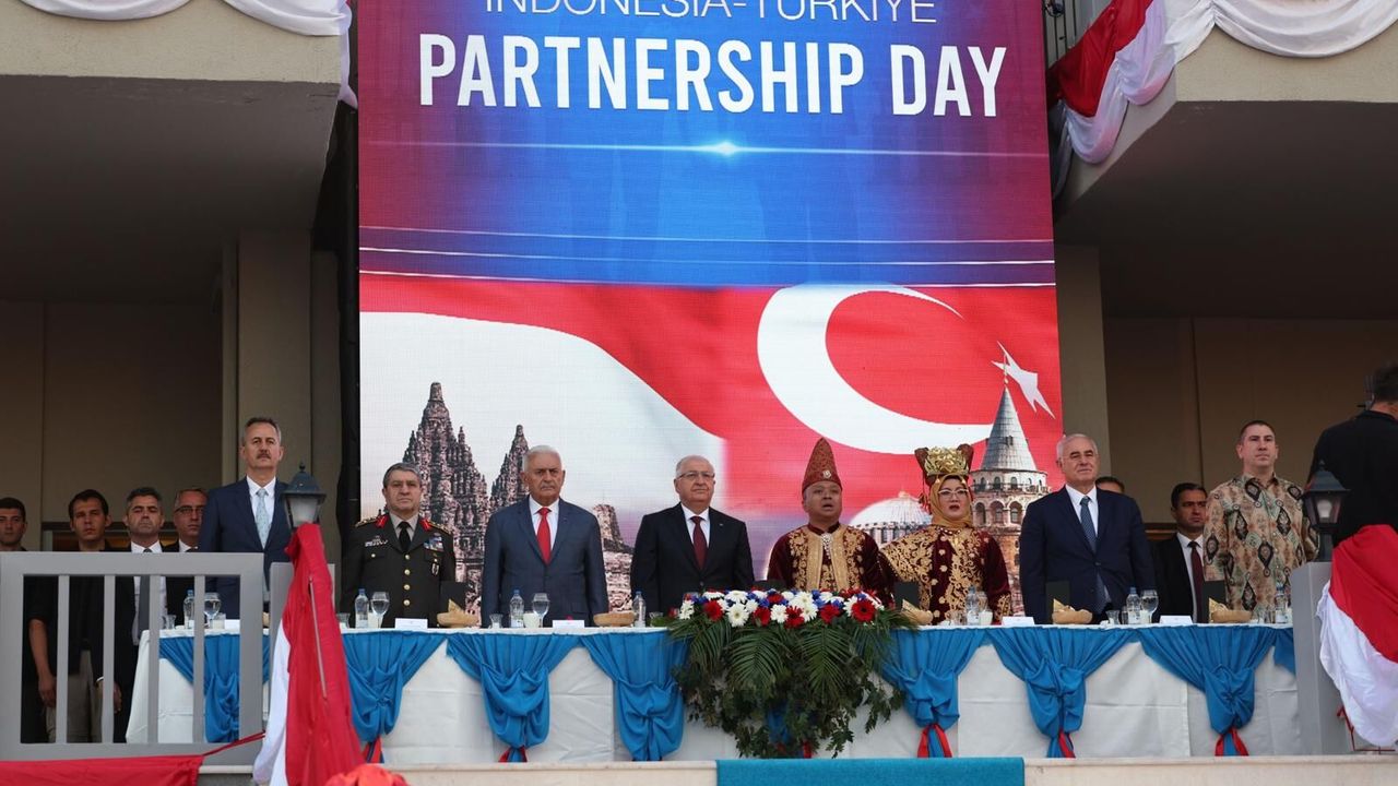 KAAN İhraç