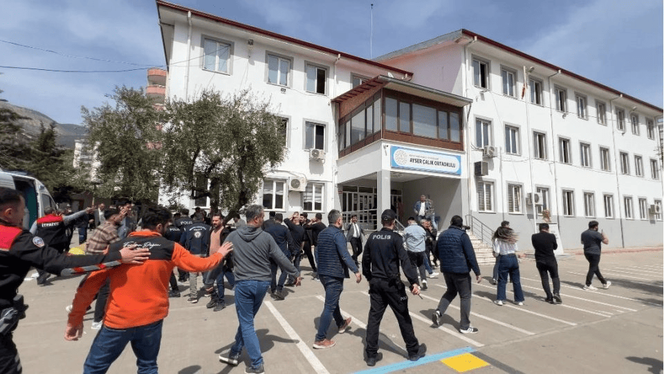 Okul Saldırıları