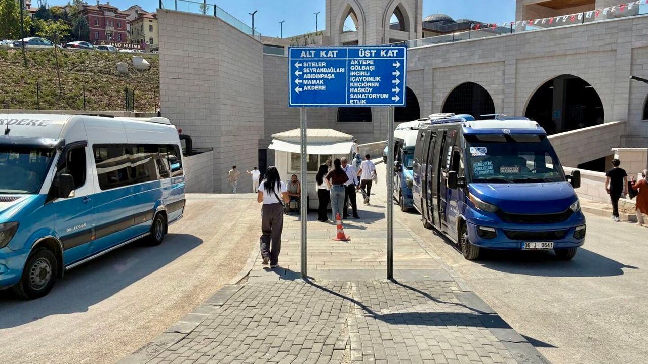 Ulus’te Dolmuşlar