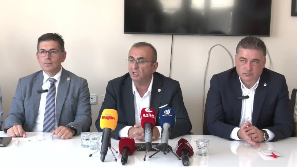 Yeni Parti heyeti Kahramanmaraş’ta… Servet Mulllaoğlu: Türkiye’nin acilen seçime ihtiyacı var