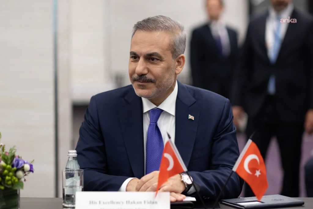 Hakan Fidan, Libya konulu uluslararası toplantıya katıldı