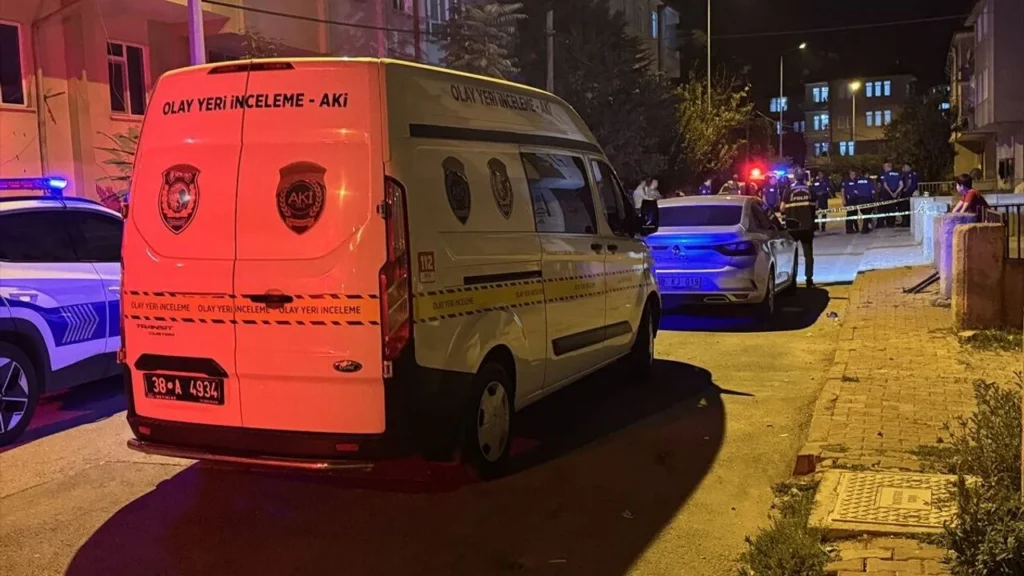 Kayseri’de bıçaklı kavga
